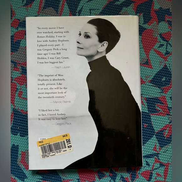 Audrey Hepburn Style Book - Picture 2 of 9